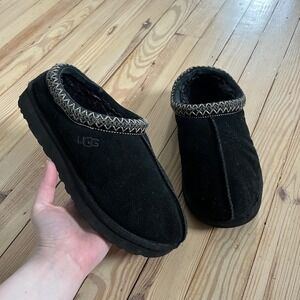 UGG Tasman Black Suede Sheepskin comfort casual Slippers 5955 Womens 10 Mens 8